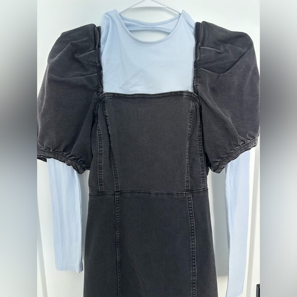 ‼️SOLD‼️ Puff Shoulder Mini Dress - Picture 3 of 7